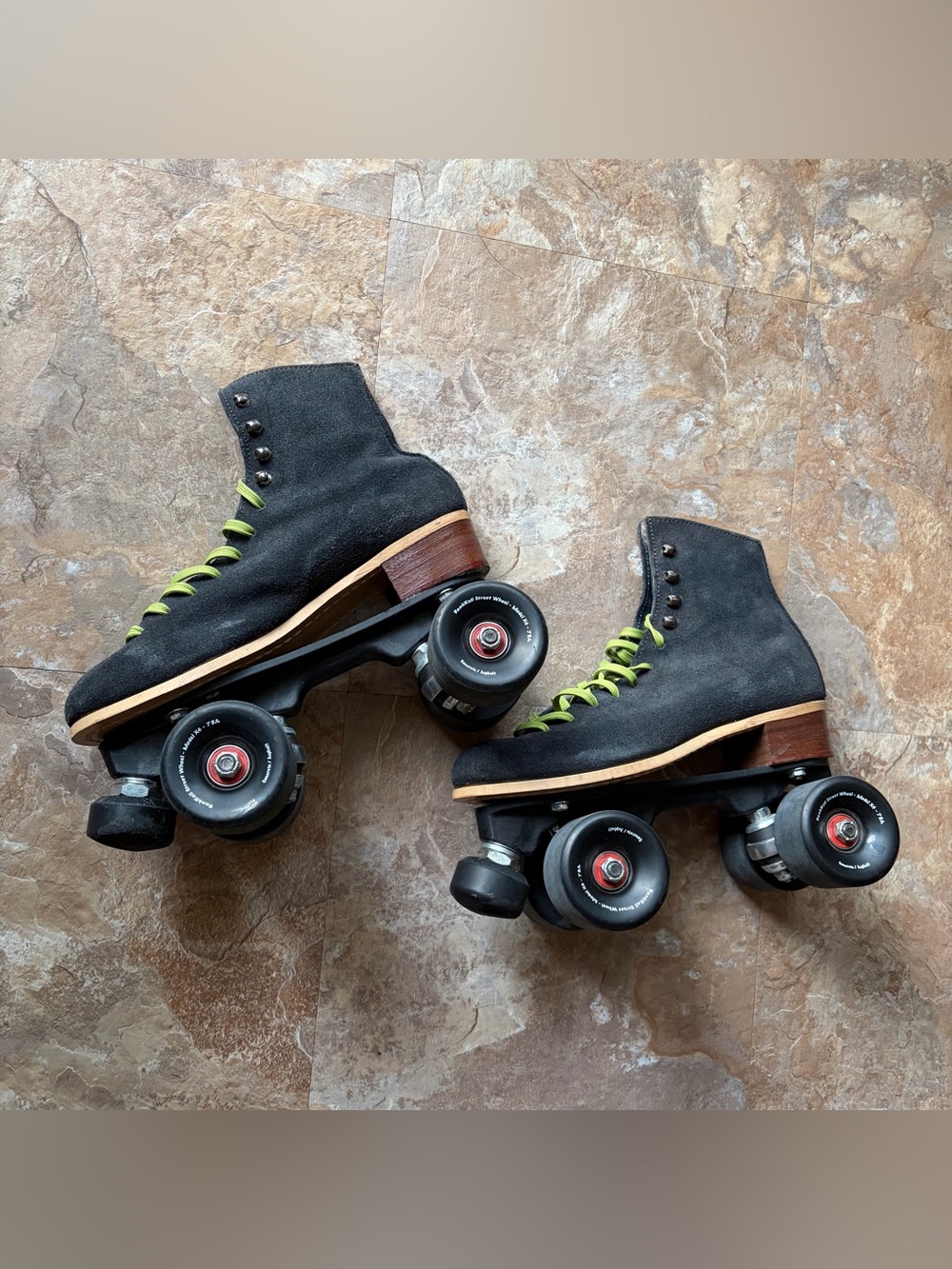 Riedell 130 Black Suede Roller Skates